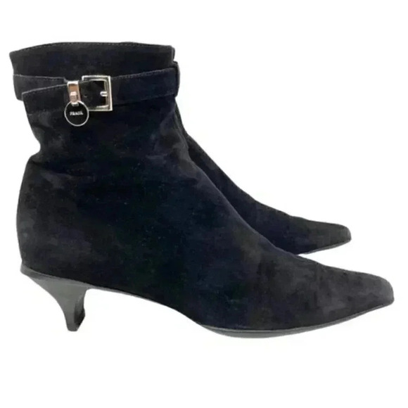 Prada Black Suede Pointed Toe French Kitten Heel Side Zip Ankle Boots Size 8 - Picture 14 of 15